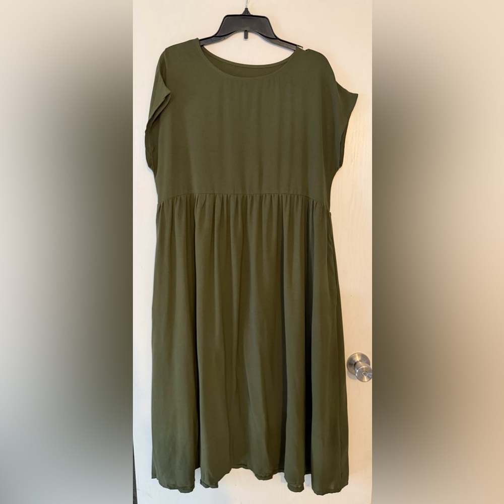 SHEIN Olive Green Short Sleeve Maxi Dress